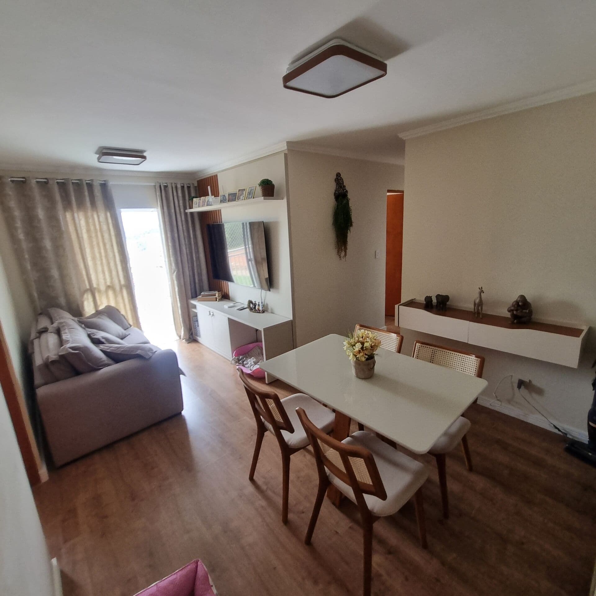 Apartamento 3 Dorms / Já com os Móveis Planejados / Pronto pra Morar