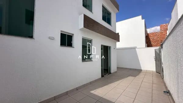 Casa no Masterville com 3 Qts e 2 vagas