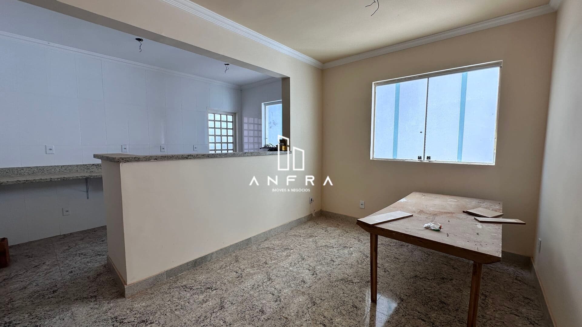 Apartamento 3 Qts e 1 vaga - próximo ao Centro de Ibirité, no bairro Bosque