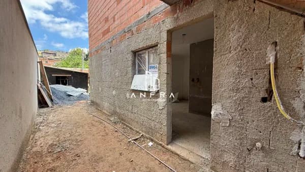 Apartamento privativo no Lindéia com 2 Qts e 1 vaga
