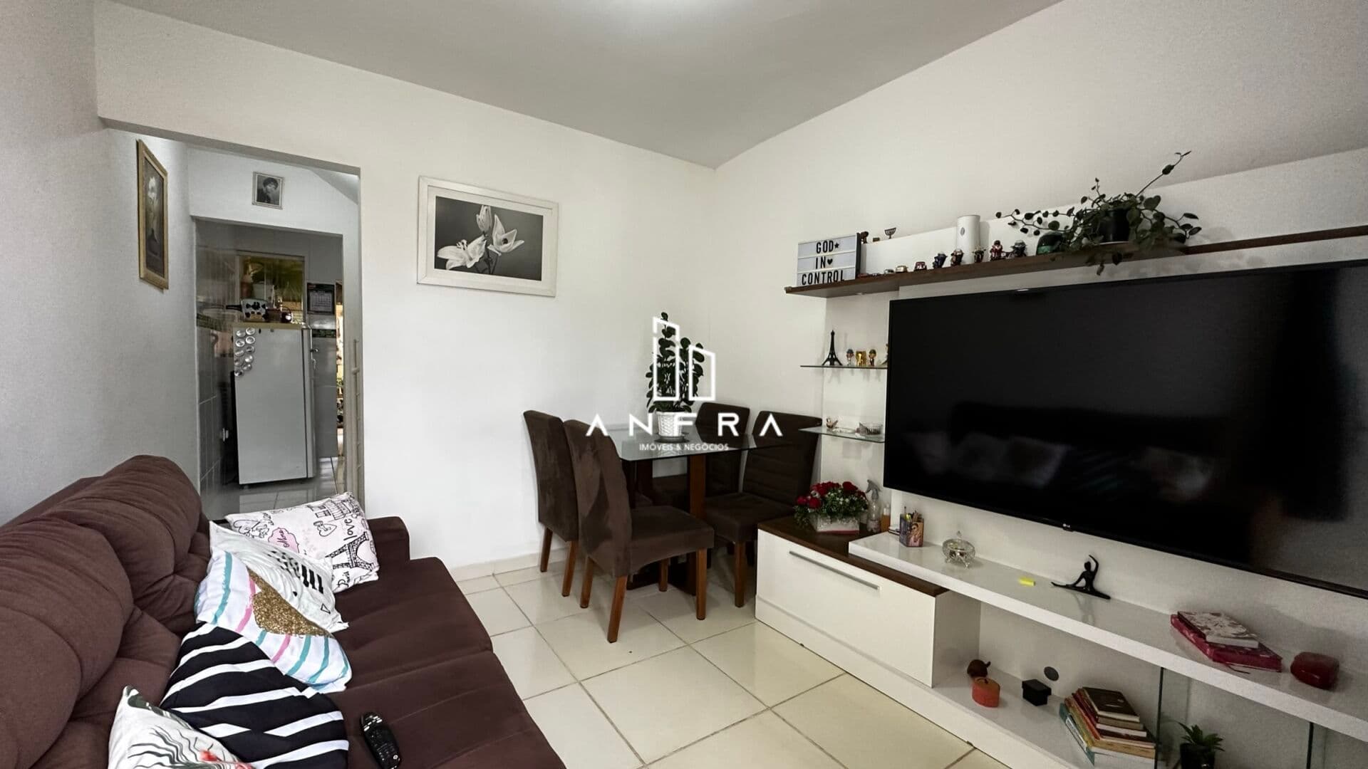 Casa Duplex com 2 Qts e 1 Vaga no Camargos em Ibirité