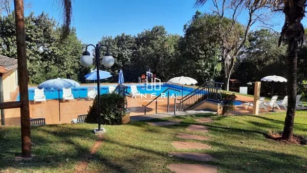 Terreno 1000m² no Condomínio Serra dos Bandeirantes