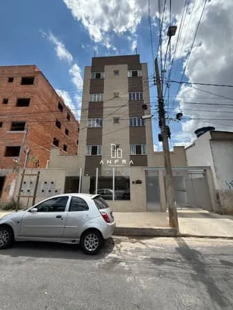 Apartamento com 3 Qts (suíte) e 2 vagas no Brasil Industrial (Barreiro)