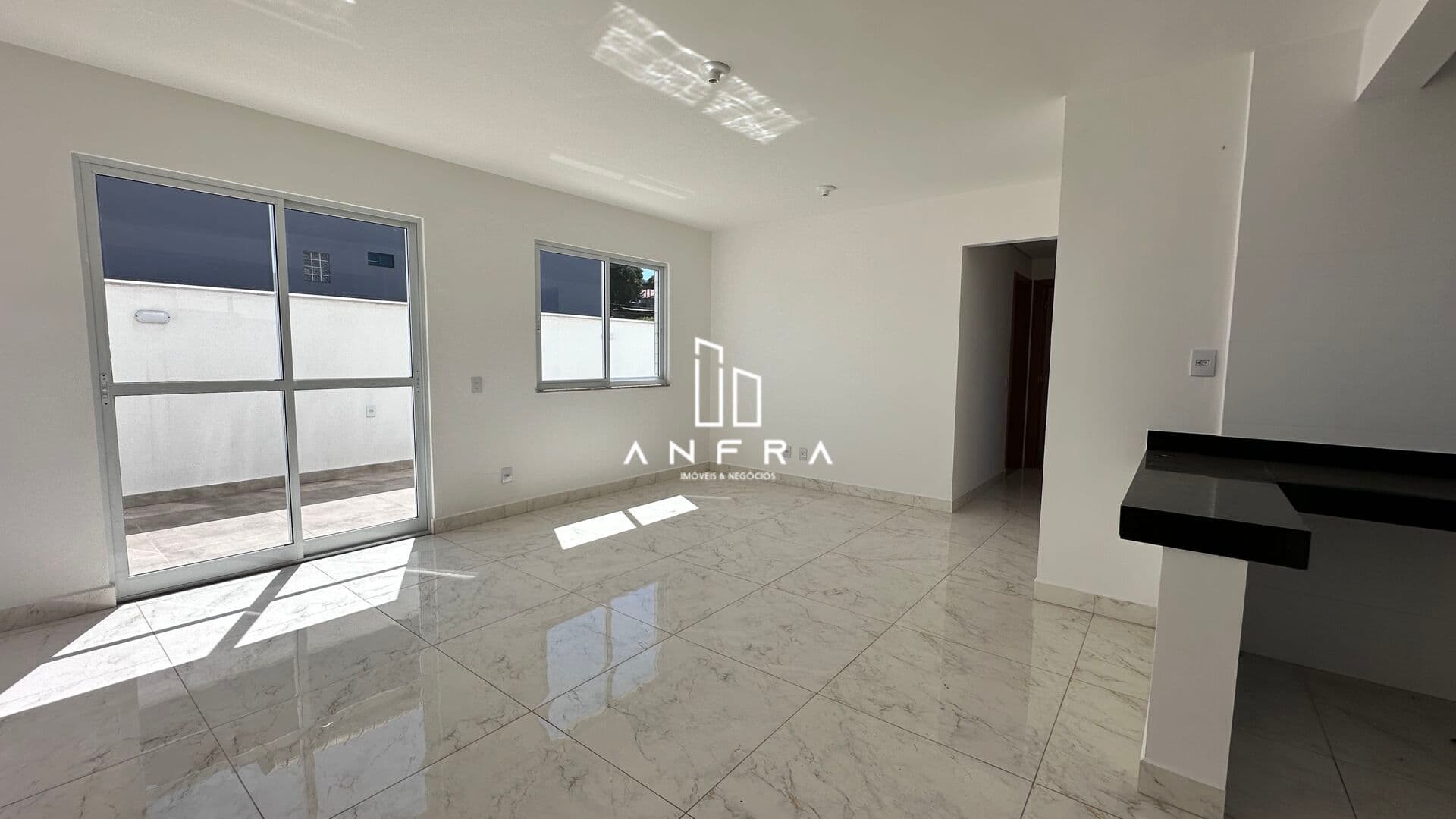 Apartamento privativo 3Qts e 2 vagas no bairro Araguaia (Barreiro) - Fino acabamento