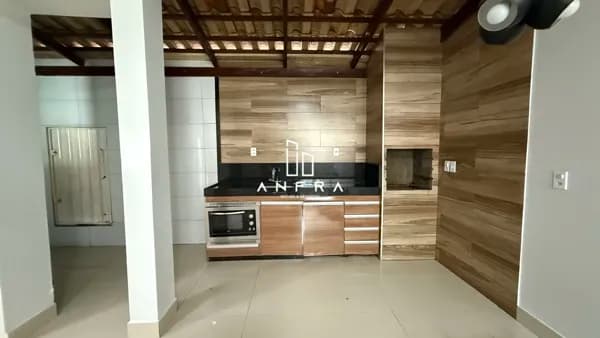 Casa duplex com 2 Qts e 2 vagas no Masterville, em Sarzedo