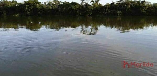 Terreno na beira do rio em acorizal