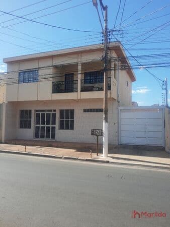 Sobrado em Várzea Grande - Centro