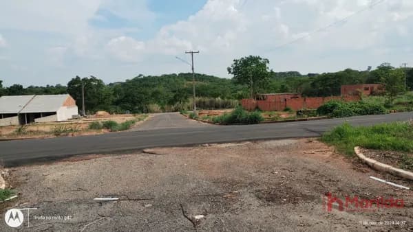 Lote/Terreno em Várzea Grande - Jardim Imperial