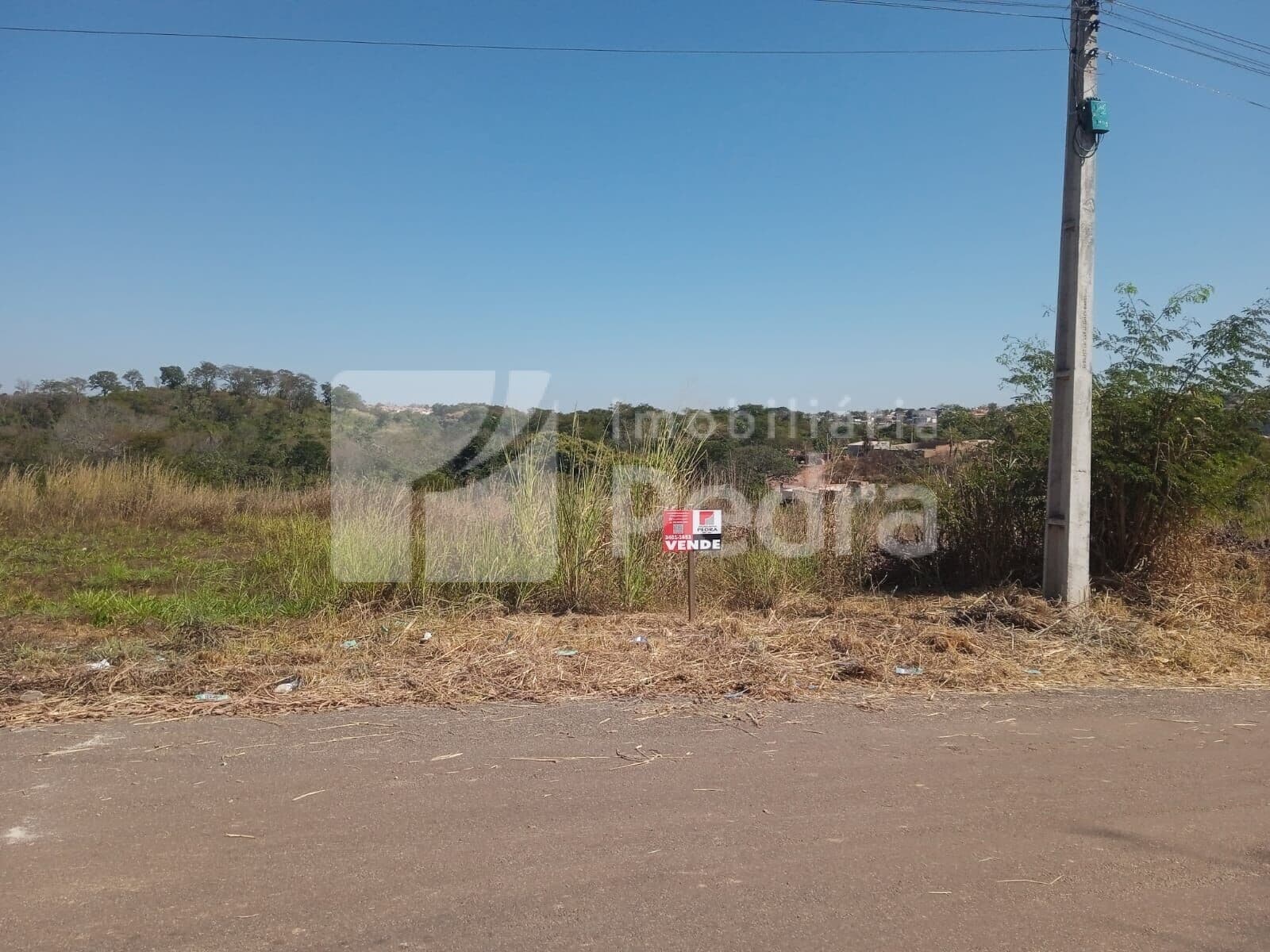 Terreno à venda