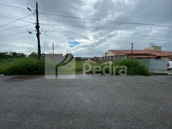 Terreno à venda no Cidade Universitária