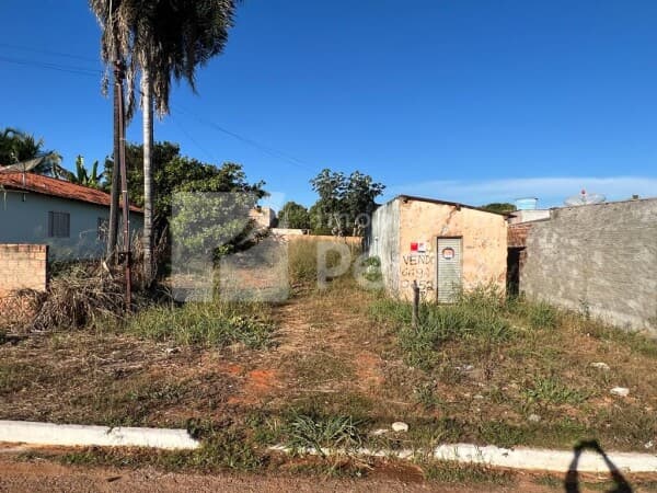 Terreno à venda