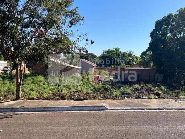 Terreno à venda