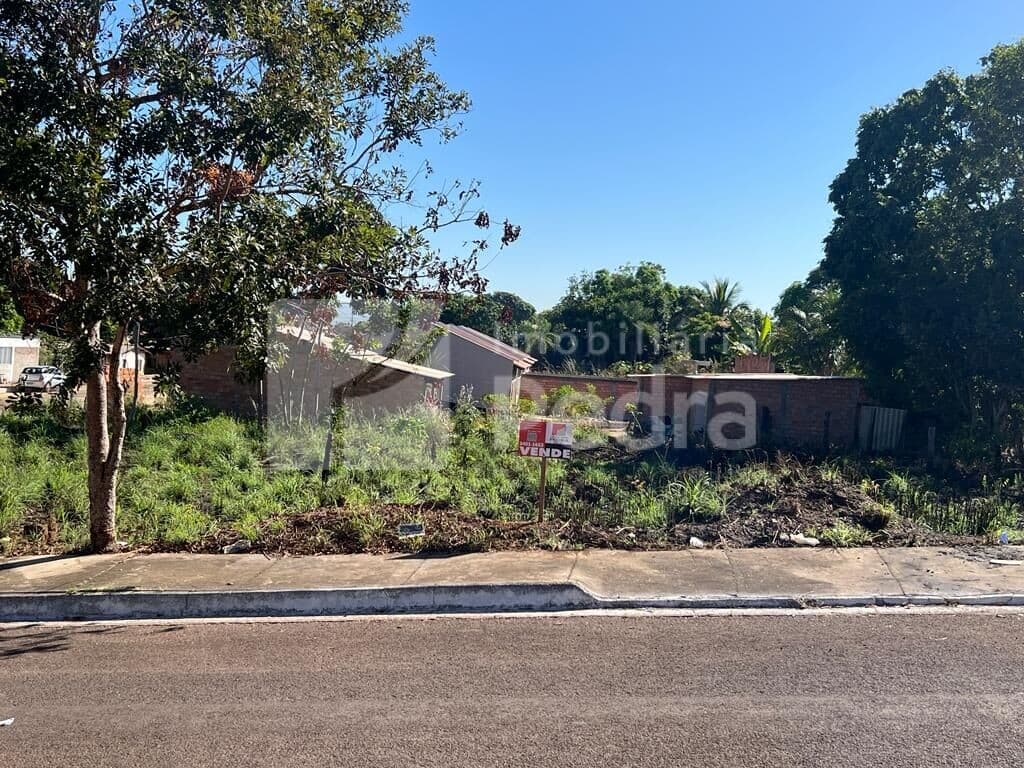 Terreno à venda