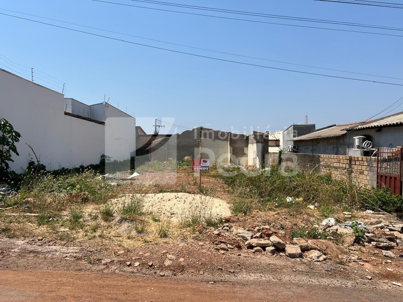 Terreno à venda no Bairro Sena Marques