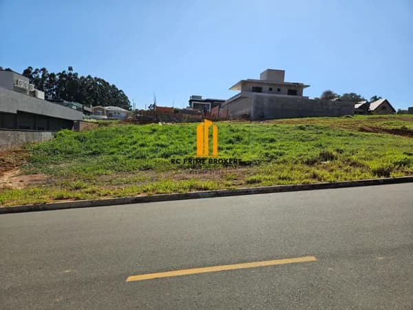 Terreno em Condomínio em Valinhos/SP