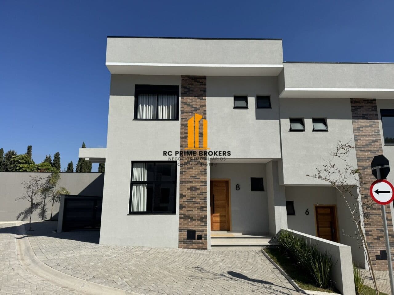 Casas Assobradas em Condomínio