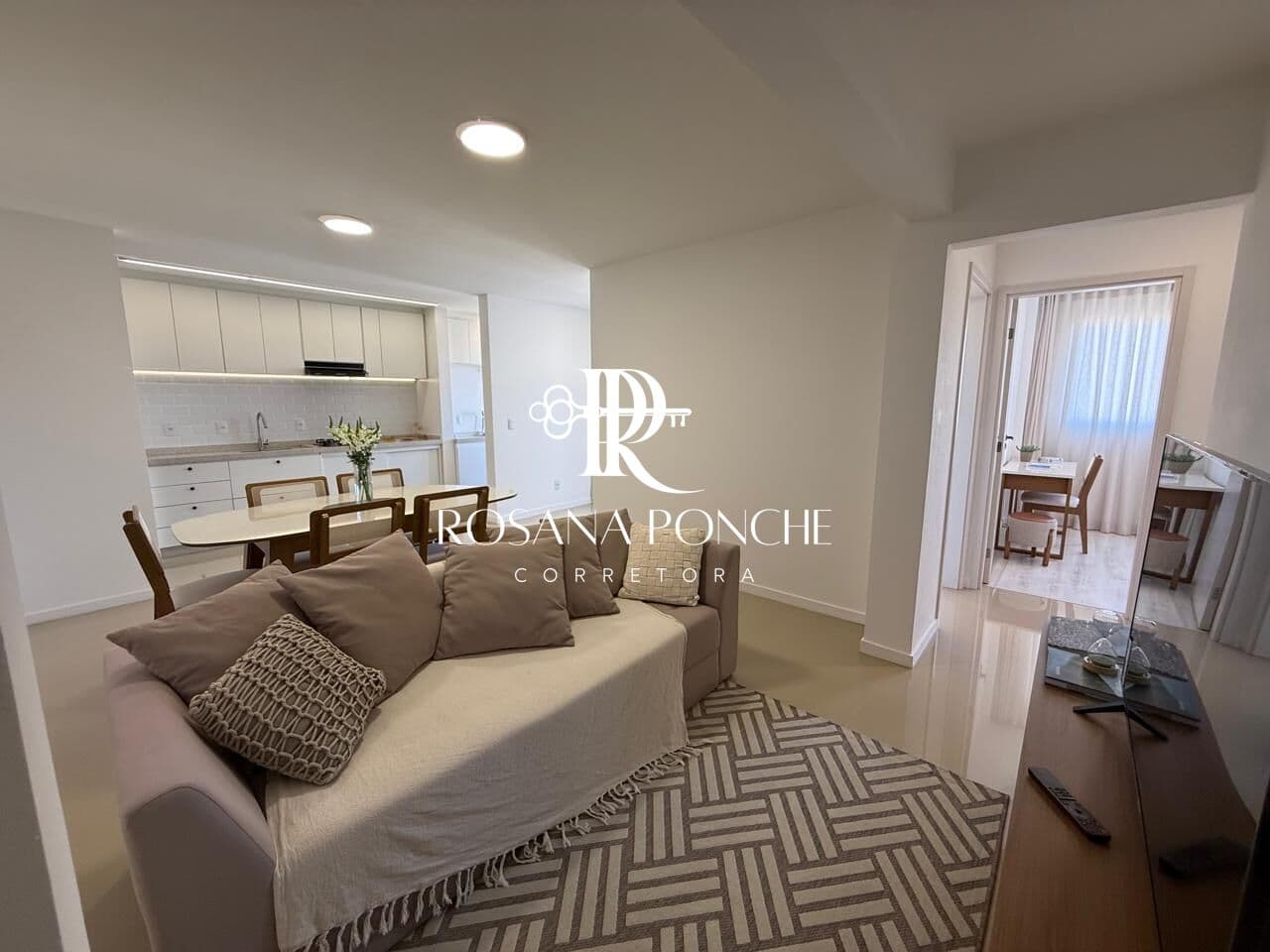 Apartamento mobiliado com 3 dormitórios, sendo 1 suíte e 2 vagas em Bela Vista, São José/SC