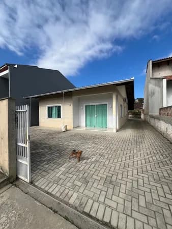 Casa averbada, suite + 2 quartos, bairro Boehmerwald