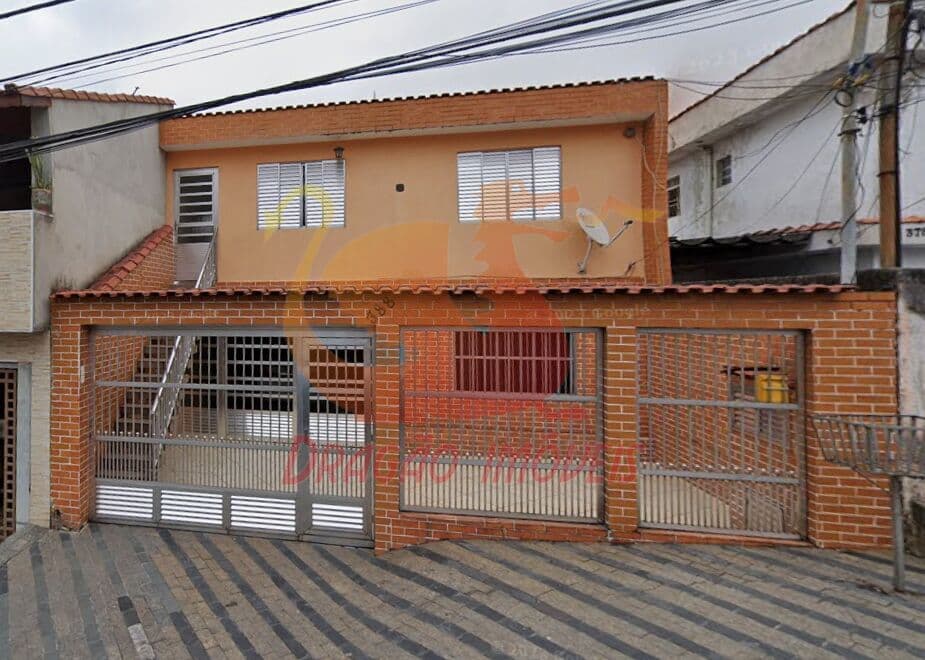 Sobrado 3 Dorms. 1 Suíte na Vila Industrial