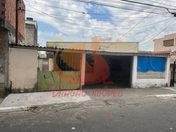CASA PARA RENDA com 3 moradias