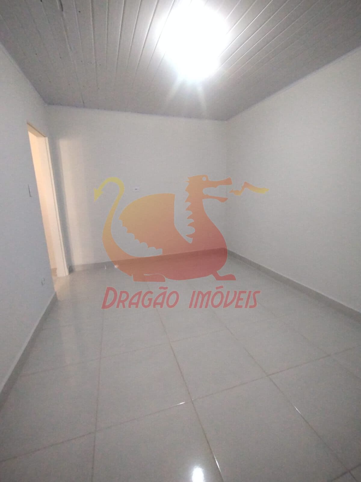 Casa Padrão - Pronta para morar - JD. GUAIRACA