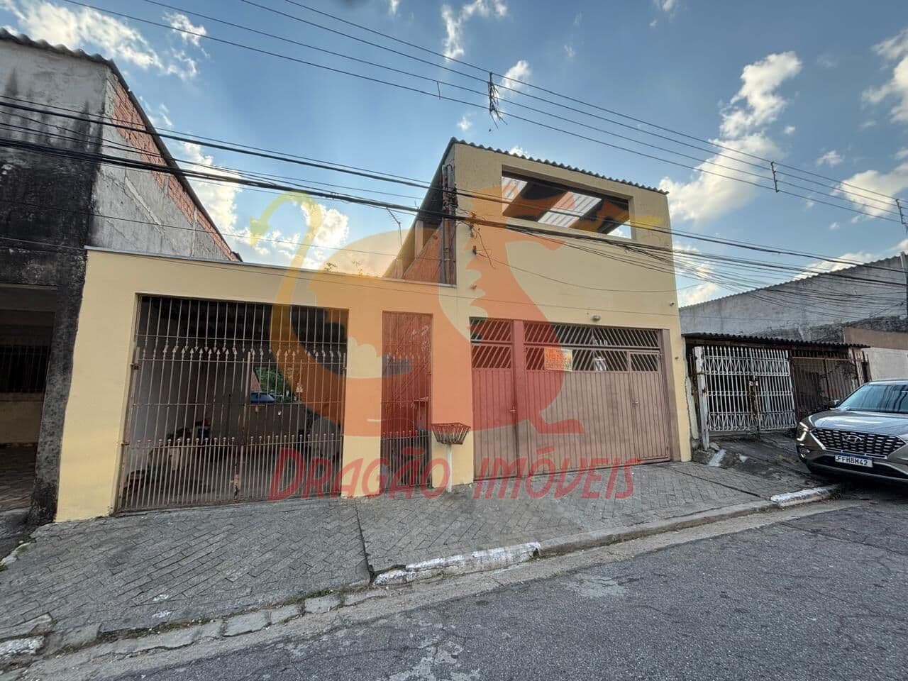 IMÓVEL com 3 moradias na Vl. Industrial - IDEAL PARA RENDA
