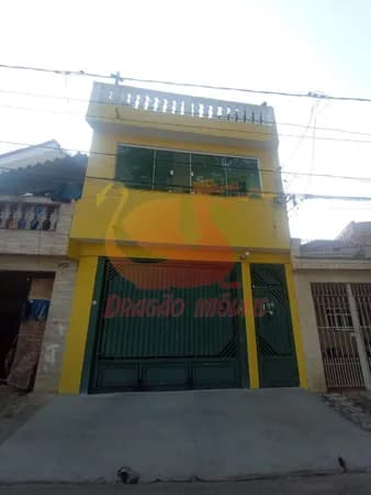 CASA com 2 moradias