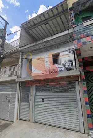 SOBRADO 2 DORMS - VISTA LIVRE E MUITO VERDE À SUA PORTA!