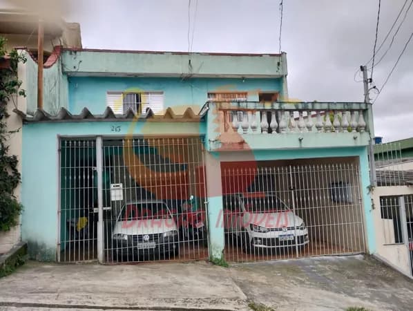 CASA PARA RENDA com 3 moradias na Vila Industrial