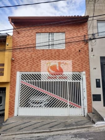 SOBRADO com 3 dormitórios sendo 1 suíte no Tolstói.