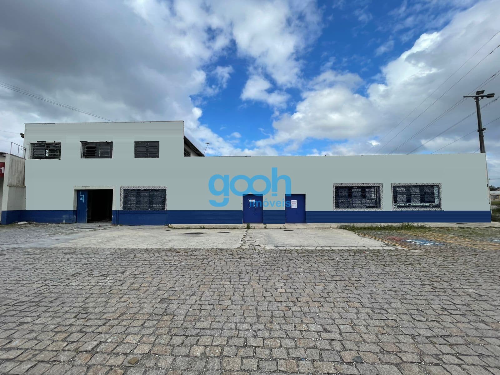 Prédio Comercial em Santa Cândida, Curitiba/PR