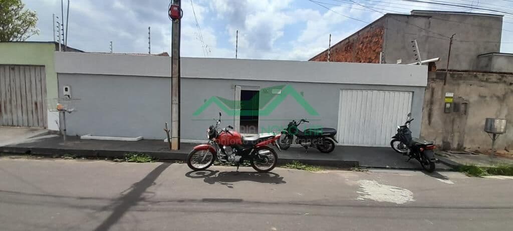 RESIDÊNCIA - Rua Quinze, IPEM