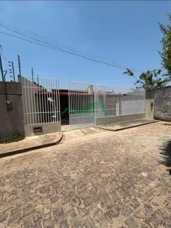 RESIDÊNCIA - Rua Projetada, Pirajá