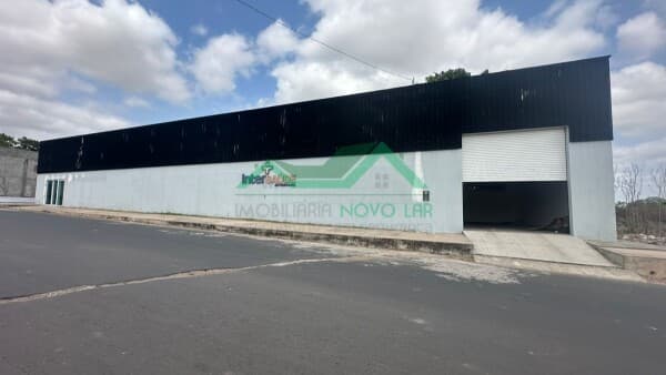 GALPÃO - Avenida Caxias, Teso Duro