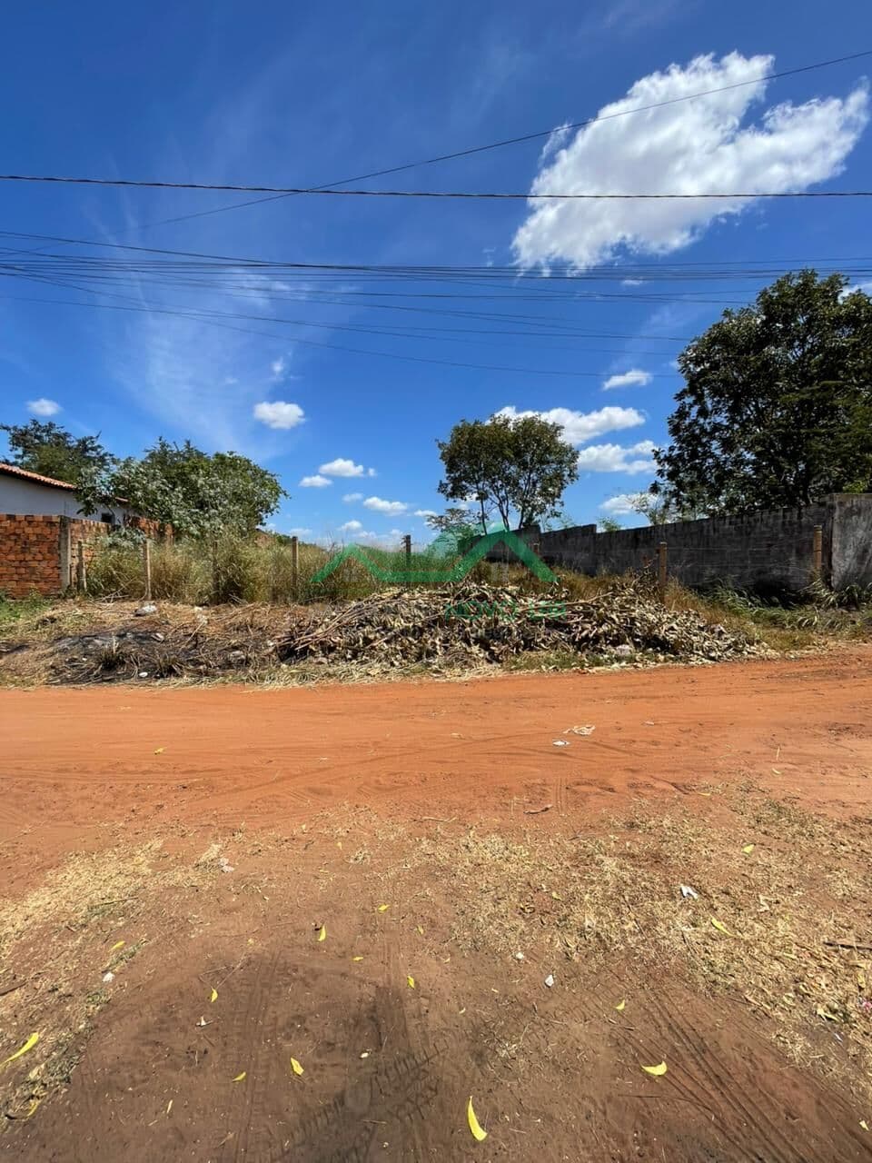 TERRENO - Rua 13 de maio, Nova Caxias