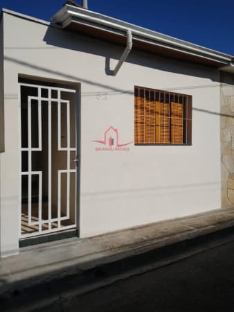 Casa Padrão para Venda em Vila Santa Rosa Jundiaí-SP