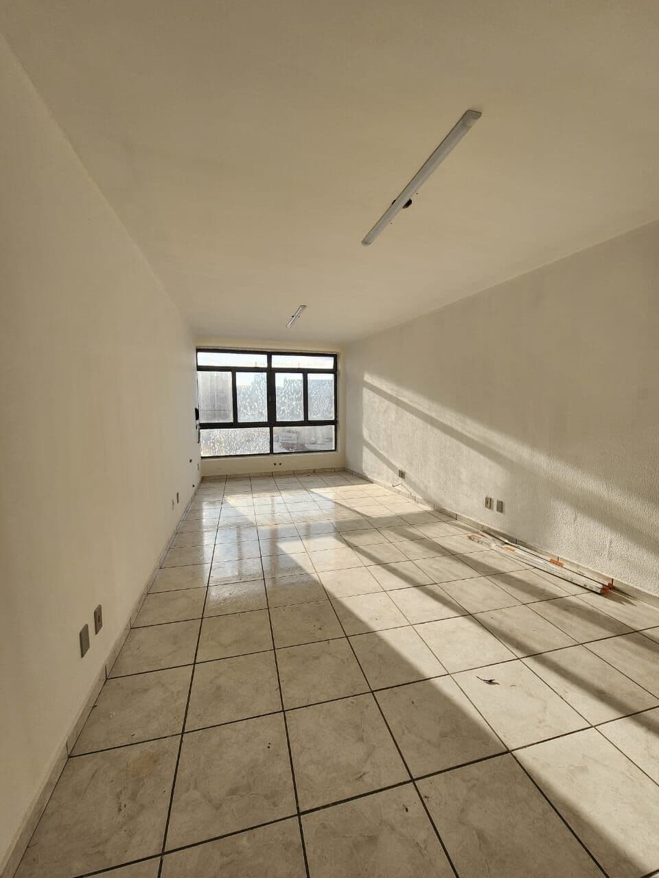 Sala comercial Em edifício para Aluguel em Centro Jundiaí-SP