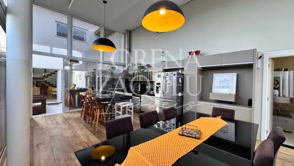 Casa com três suítes no Condomínio Residencial Lagoa em Araras/SP