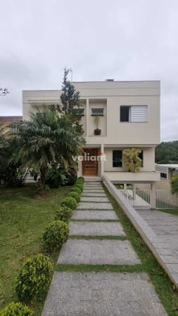 Casa em Condomínio Arujá Hills 3 3 Suítes 5 Vagas