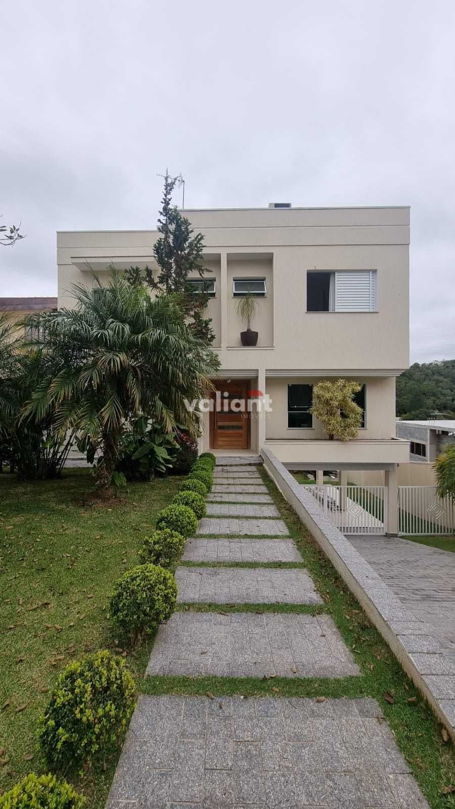 Casa em Condomínio Arujá Hills 3 3 Suítes 5 Vagas