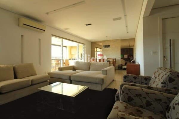 Lindo apartamento para locação na Rua Pitangui com 164m² 3 Dormitórios ✓ 3 Suítes ✓ 3 Vagas de garagem ✓ 5 Banheiros. Tatuapé – São Paulo/SP.
