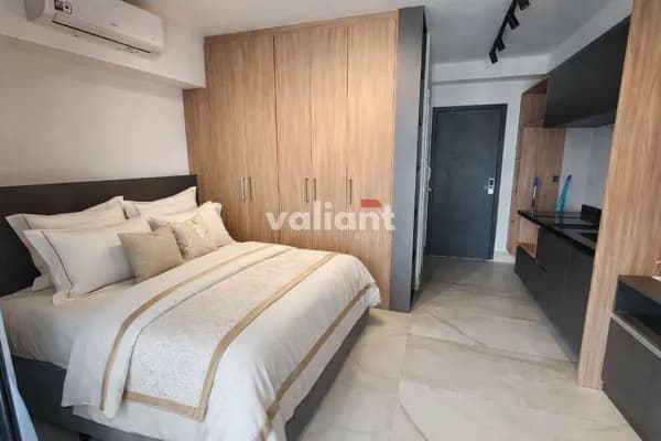Locação em Moema - 26,65m² - Semi mobiliado