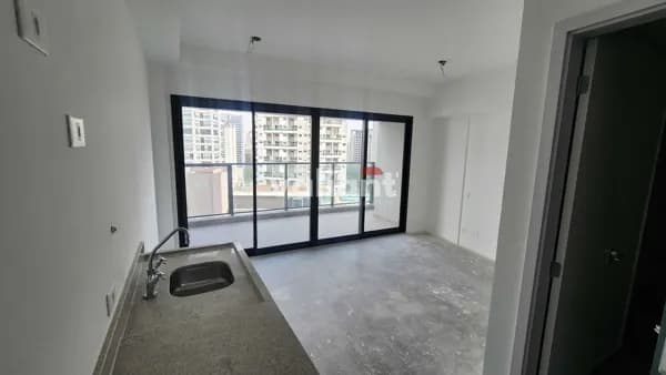 Studio em Moema para Venda | 31,59m²