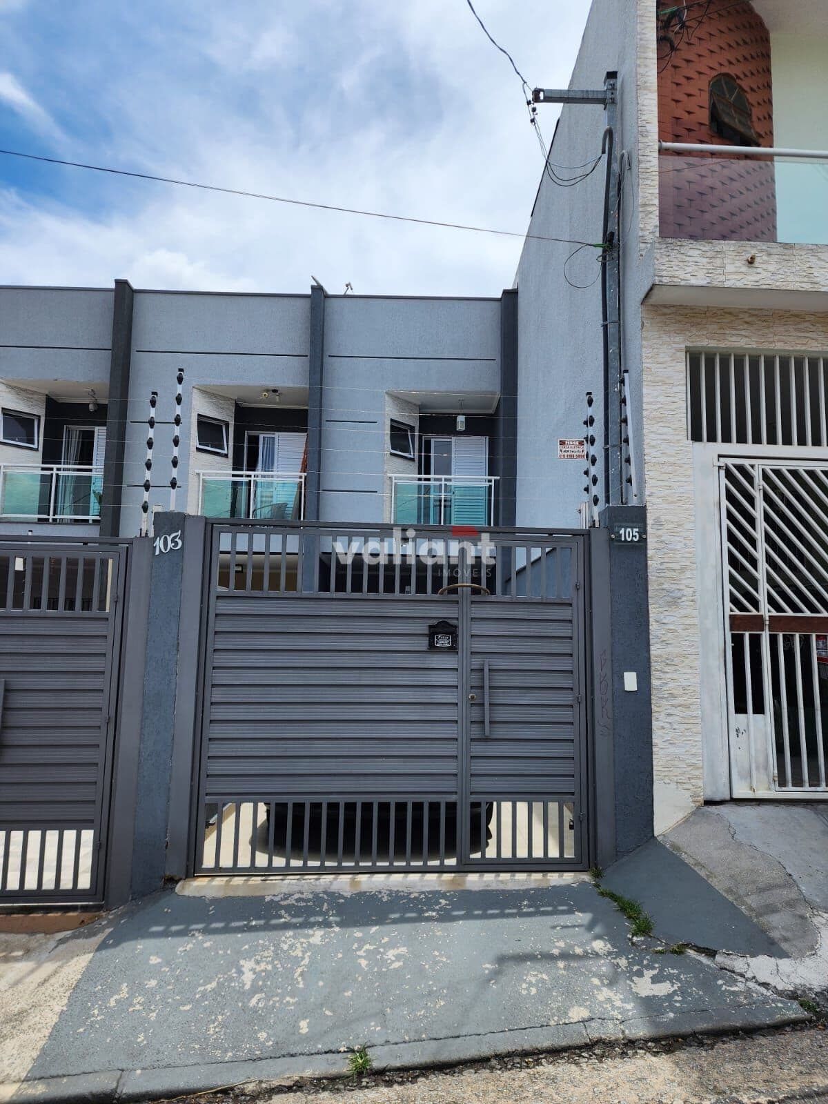 SOBRADO FRONTAL NA VILA BUENOS AIRES