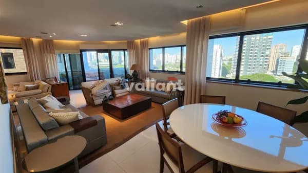 Locação em Moema | 187m² | 2 suítes e 4 vagas