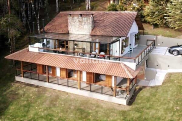 Casa no Condomínio Toriba com vista deslumbrnate Campos do Jordão/SP