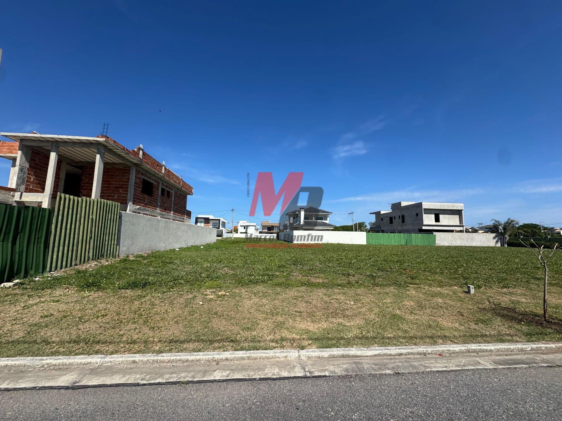 Lote à venda no Condomínio Terras de Alphaville – Cabo Frio