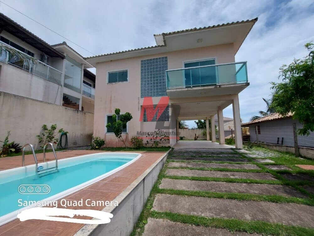 Casa no Condomínio dos Pássaros