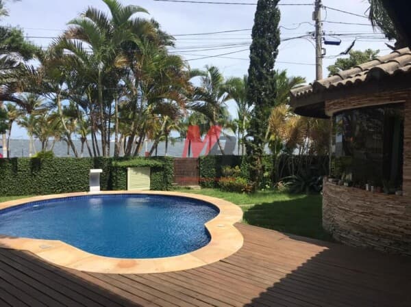 Casa Alto Padrão com vista para o lago