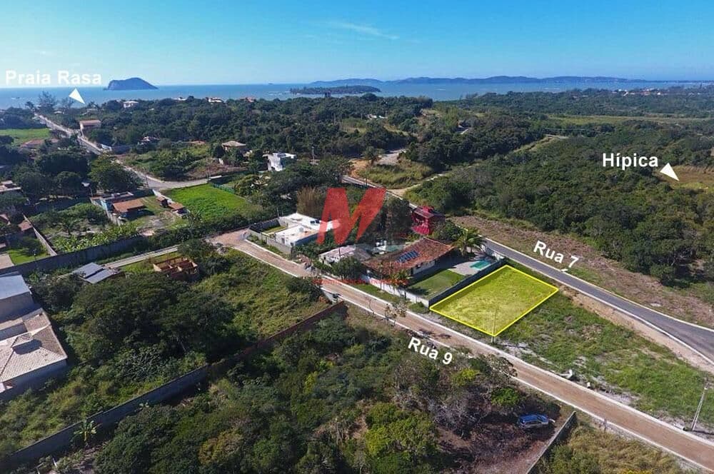 Raridade em Búzios! Terreno Totalmente Legalizado e Pronto para Construir!
